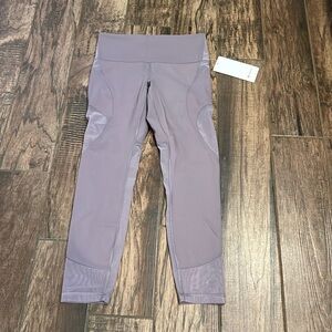 NWT Lululemon Wonder, train, mesh panel, high-rise, tight 25 inch size 8